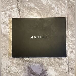 Morphe 35v Stunning Vibes Artistry Eyeshadow Palette